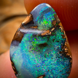 18 x 11mm - Drilled through the side! Full Face Queensland Boulder Picture Stone Opal