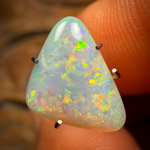 2cts - Lightning Ridge Light Opal