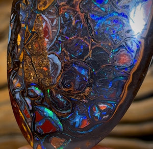 26.3cts - Top Electric Tribal Queensland Boulder Opal from Koroit