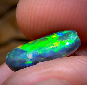 1.55cts - Top Lightning Ridge Black Opal Rub - Opal Whisperers