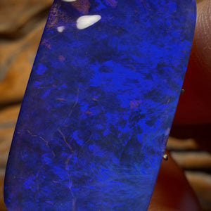 27.4cts - Gem Top Australian Boulder Seam Opal from Winton