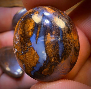 200.9cts - 5x Mixed Australian Boulder Opal’s. Wholesale Dealers Parcel