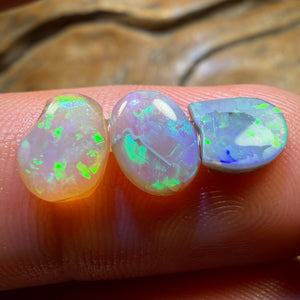 3.2cts - 3x Lightning Ridge Opal Rubs Parcel