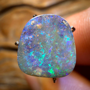 3.5cts - Queensland Boulder Seam Opal from Winton
