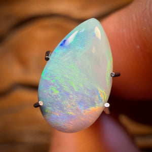 1.8cts - Queensland Boulder Seam Opal. Australian Opal