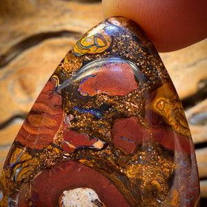 🔨 AUCTION 🔨 79.7cts - Tribal Queensland Boulder Opal. Australian Opal