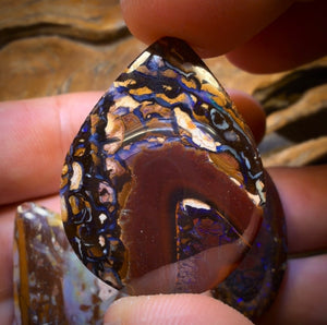 48 hour Vip Crazy Offer 71.1cts - 3x Australian Boulder Opal’s. Wholesale Dealers Parcel