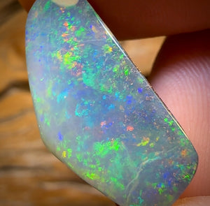 15.6cts - GEM Queensland Boulder Seam Opal