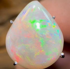 2.8cts - Lightning Ridge Crystal Opal - Opal Whisperers