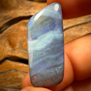 36.6cts - Australian Boulder Seam Opal