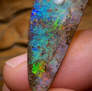 16.3cts - Queensland Boulder Seam Opal. Australian Opal. Awesome Shape - Opal Whisperers