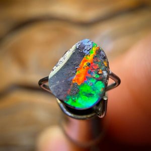 0.3 cts - Opale à veine du Queensland