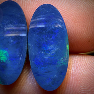7,6 ct - Paire de doublets d'opale boulder australienne