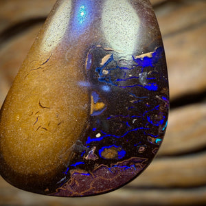 🔨 AUCTION 🔨 Solid Tribal Queensland Boulder Opal Pendant