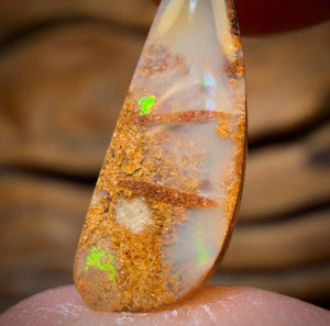 2.3cts - Solid Australian Boulder Pipe Opal