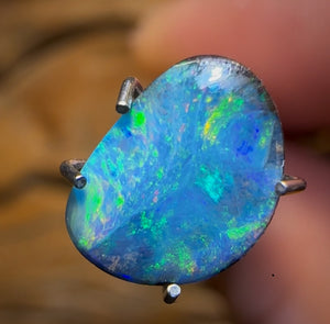 1.3cts - Queensland Boulder Seam Opal from Winton