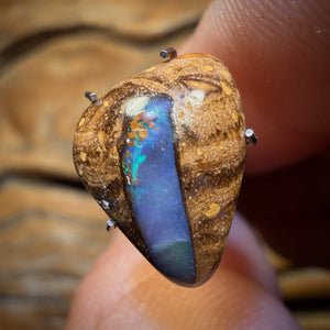 4.9cts - Australian Boulder Seam Opal