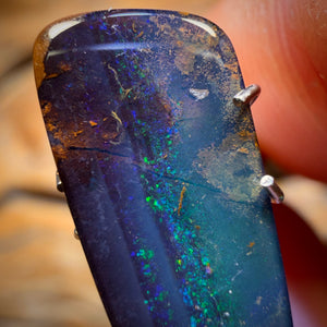 3.4cts - Queensland Boulder Seam Opal from Winton
