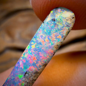 10.1cts - GEM Queensland Boulder Seam Opal. Red Multicolours!