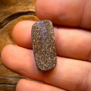 15.9cts - Top Australian Boulder Seam Opal from Winton