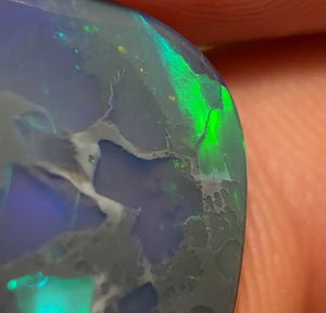 4.9cts - Lightning Ridge Solid Black Opal - Opal Whisperers