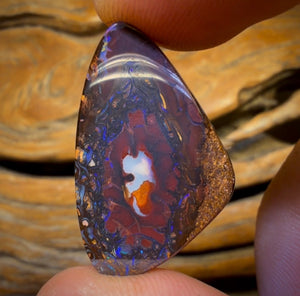 22.7cts - Tribal Yowah Nut Opal. Australian Opal