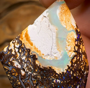 Auction Fall-Through = Your Gain! 🔥 Now More Than 50% Off RRP 🚨 28.9cts - Tribal Australian Boulder Opal. Double Sided