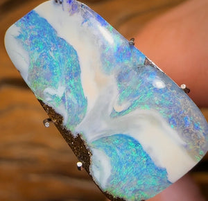 5.1cts - “What is it?”Australian Boulder Seam Opal