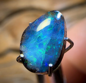 1.35cts - Queensland Boulder Seam Opal from Winton