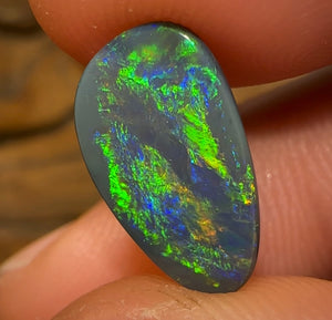2.7cts - Lightning Ridge Black Opal - Opal Whisperers