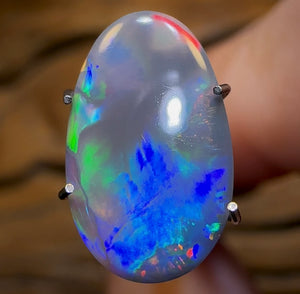 1.35cts - WOW WONT LAST “Twister” GEM Dark Opal from Lightning Ridge. Metallic Colour - Opal Whisperers
