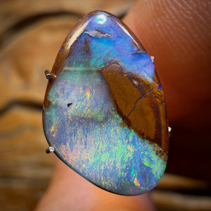 5.7cts - Queensland Boulder Seam Opal
