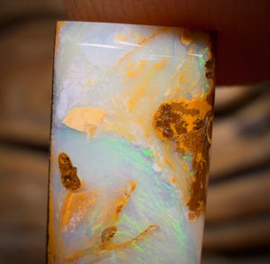 4.75cts - Yowah Nut Opal. Double Sided