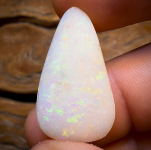 🔨 AUCTION 🔨 Reserve 💎 High Roller Banger Auction 💎 18.1cts - South Australian White Opal
