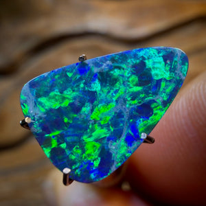 Dad Wildcard! 2.3cts - Top Australian Boulder Opal Doublet