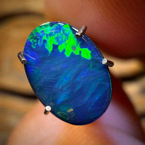 1.15cts - Lightning Ridge Opal Doublet