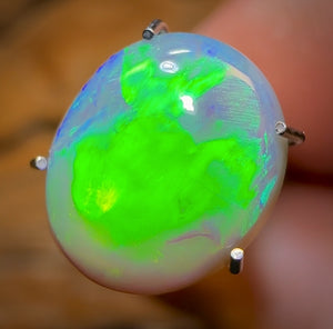 2.4cts - “Green flash 3” GEM Lightning Ridge Dark Opal