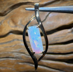 14k Gold - Solid South Australian Crystal Opal Pendant - Opal Whisperers
