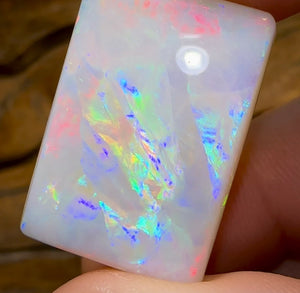 20.1cts - Large Gem South Australian White Opal from Mintabie - Opal Whisperers
