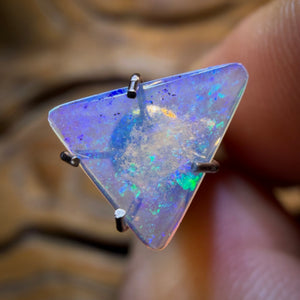 🔨 AUCTION 🔨 No Reserve 0.15cts - South Australian Crystal Opal