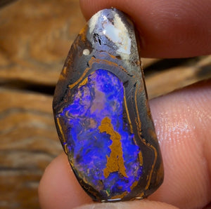 22.1cts - Yowah Nut Crystal Centre Deep Purple Opal Rub