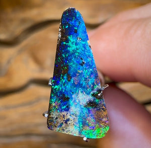 3.4cts - Queensland Boulder Opal from Winton. Reef Pattern - Opal Whisperers