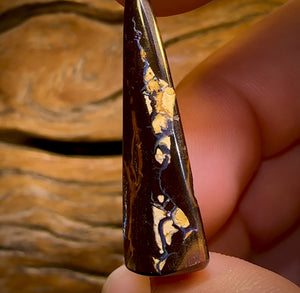 27.1cts - Queensland Boulder Opal. Pyramid Cut