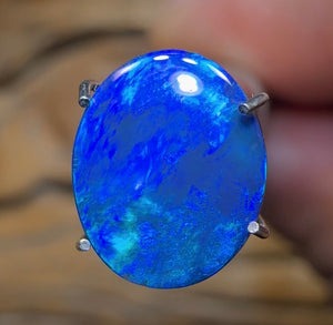 1.9cts - Lightning Ridge Black Opal Doublet - Opal Whisperers