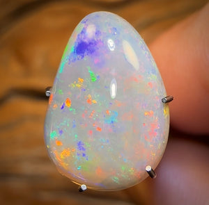2.9cts - South Australian Crystal Opal from Andamooka