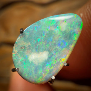 1.9cts - Queensland Boulder Seam Opal. Australian Opal