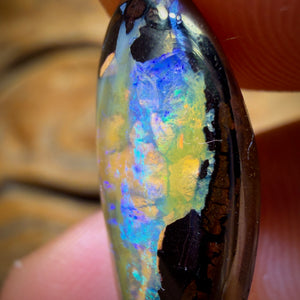14.7cts - Rare Suspended Yowah Nut Crystal Centre Opal