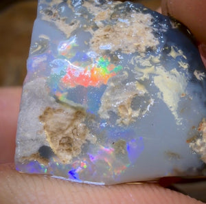 š 21.1cts - 2x Lightning Ridge Opal Rough Parcel