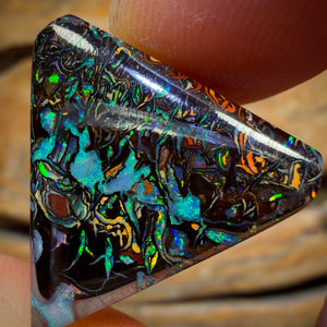 23.6cts - TOP Tribal Australian Boulder Opal