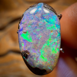 6.1cts - Australian Boulder Seam Opal
